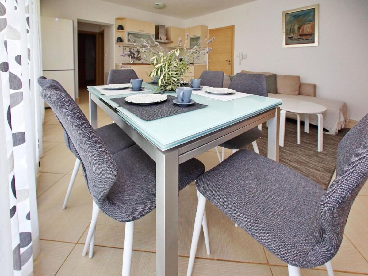Sun-Kissed Apartment In Bibinje With Garden 部屋 写真